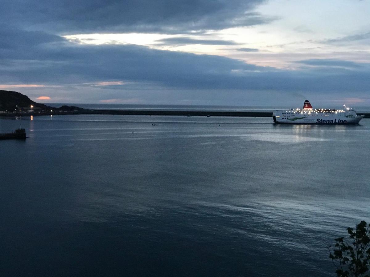 ホテル The Ferryboat フィッシュガード エクステリア 写真